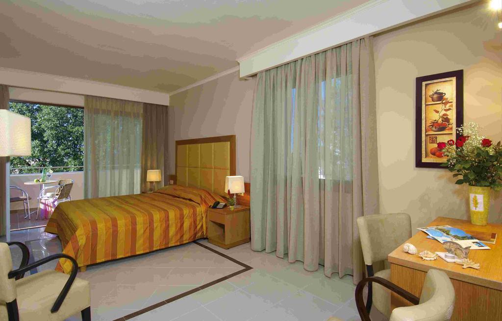 كاتو ذاراتسو Sirios Village Hotel & Bungalows الغرفة الصورة